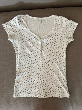Brandy Melville White Tee with Navy Floral Print